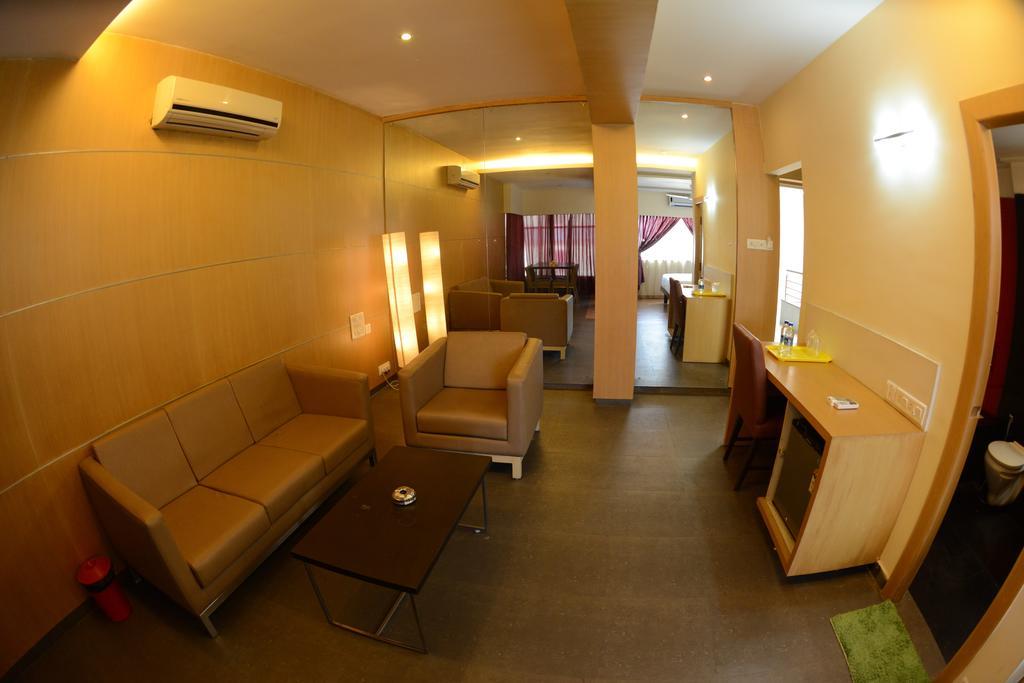 Hotel Ayush International Mangalore Exterior photo